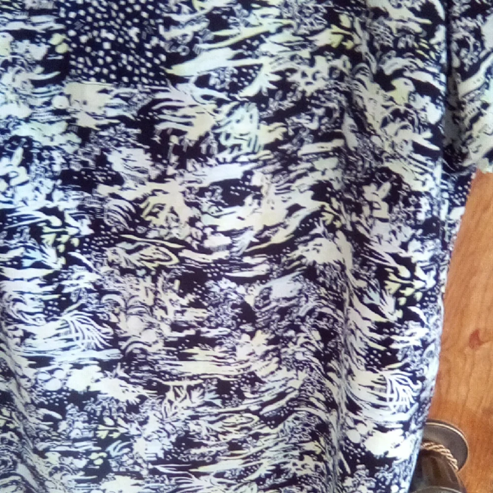 Christopher & Banks Monochrome Patterned Blouse - Picture 8 of 16